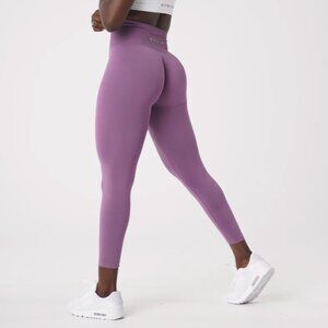 NVGTN Solid Seamless Leggings Large